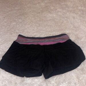 Lululemon shorts size 4